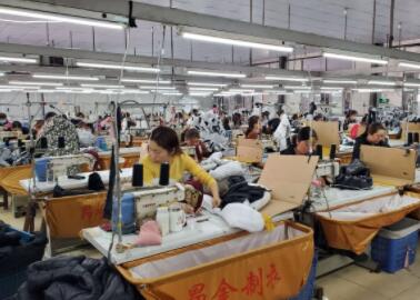 服裝廠起名吉祥帶財(cái)氣三個字(精選320個)